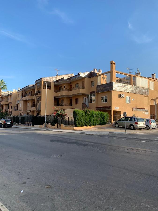 Modern Apartment In Punta Prima Punta Prima  ภายนอก รูปภาพ